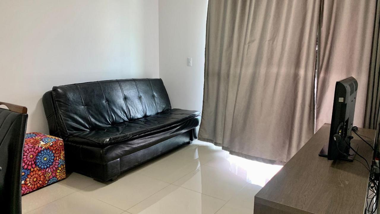 Residencial Natalia Apartment Бомбиняс Екстериор снимка